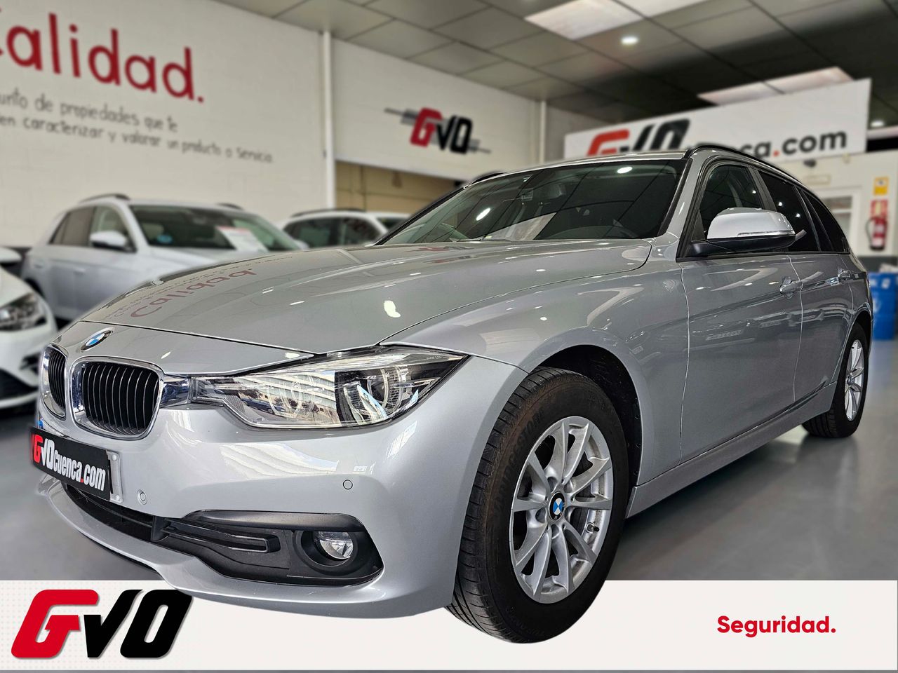 Mira  de segunda mano - bmw serie 3 touring 2019 /