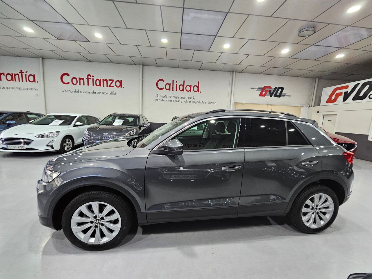 volkswagen t-roc 2021 / foto grande (2)