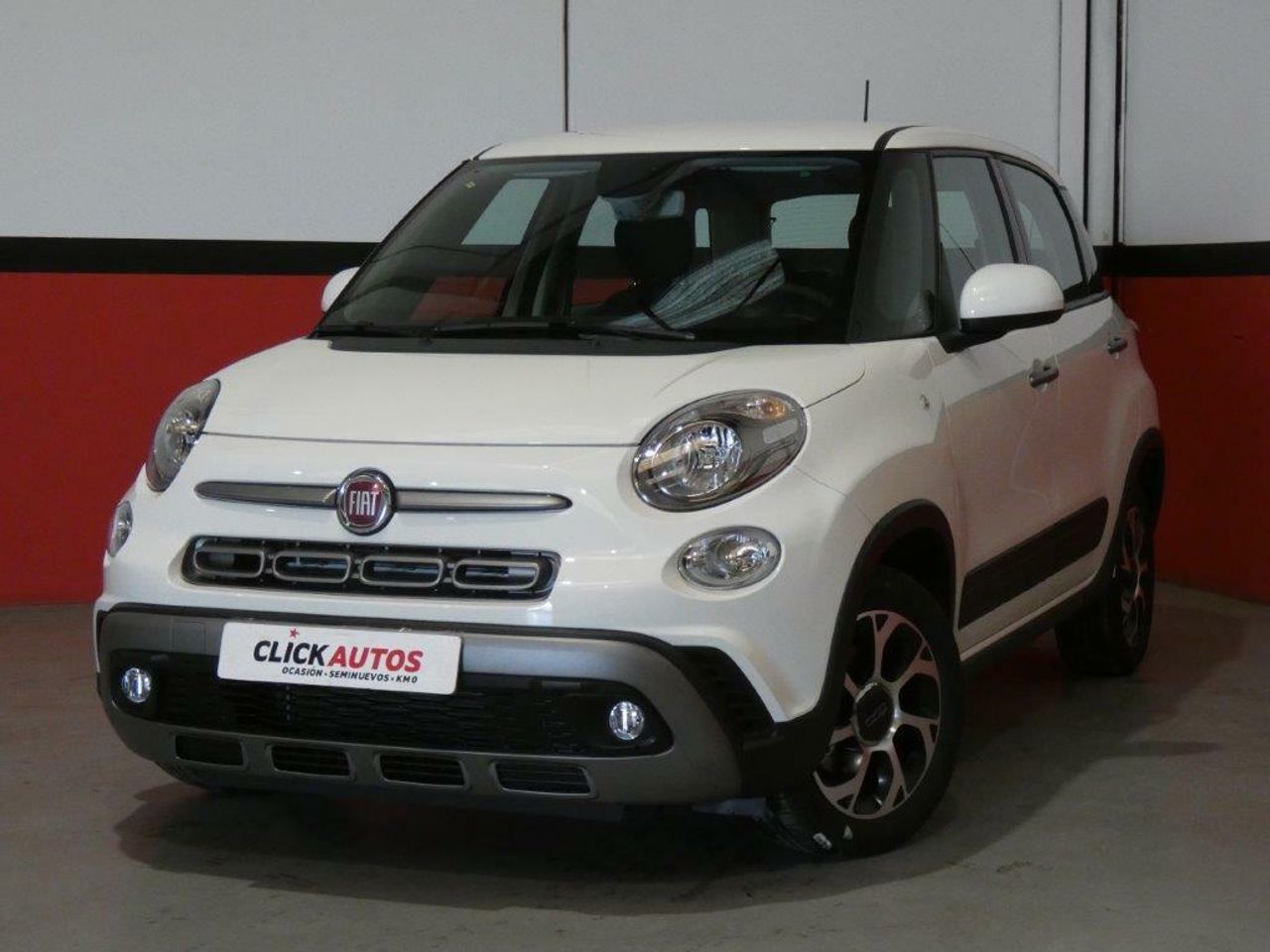 Llantas de aleacion dorado  de segunda mano - fiat 500l 2022 /