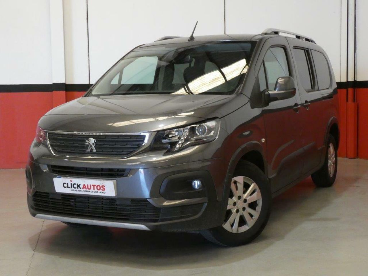 Peugeot 2008 reglaje faros madrid  de segunda mano en Madrid - peugeot rifter 2021 /