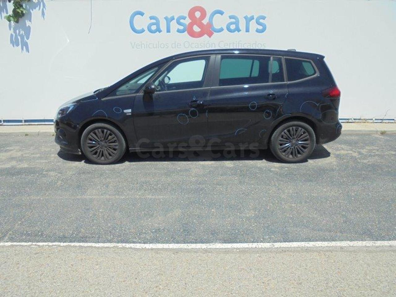 Opel Zafira ocasión segunda mano 2019 Gasolina por 18.495€ en Madrid