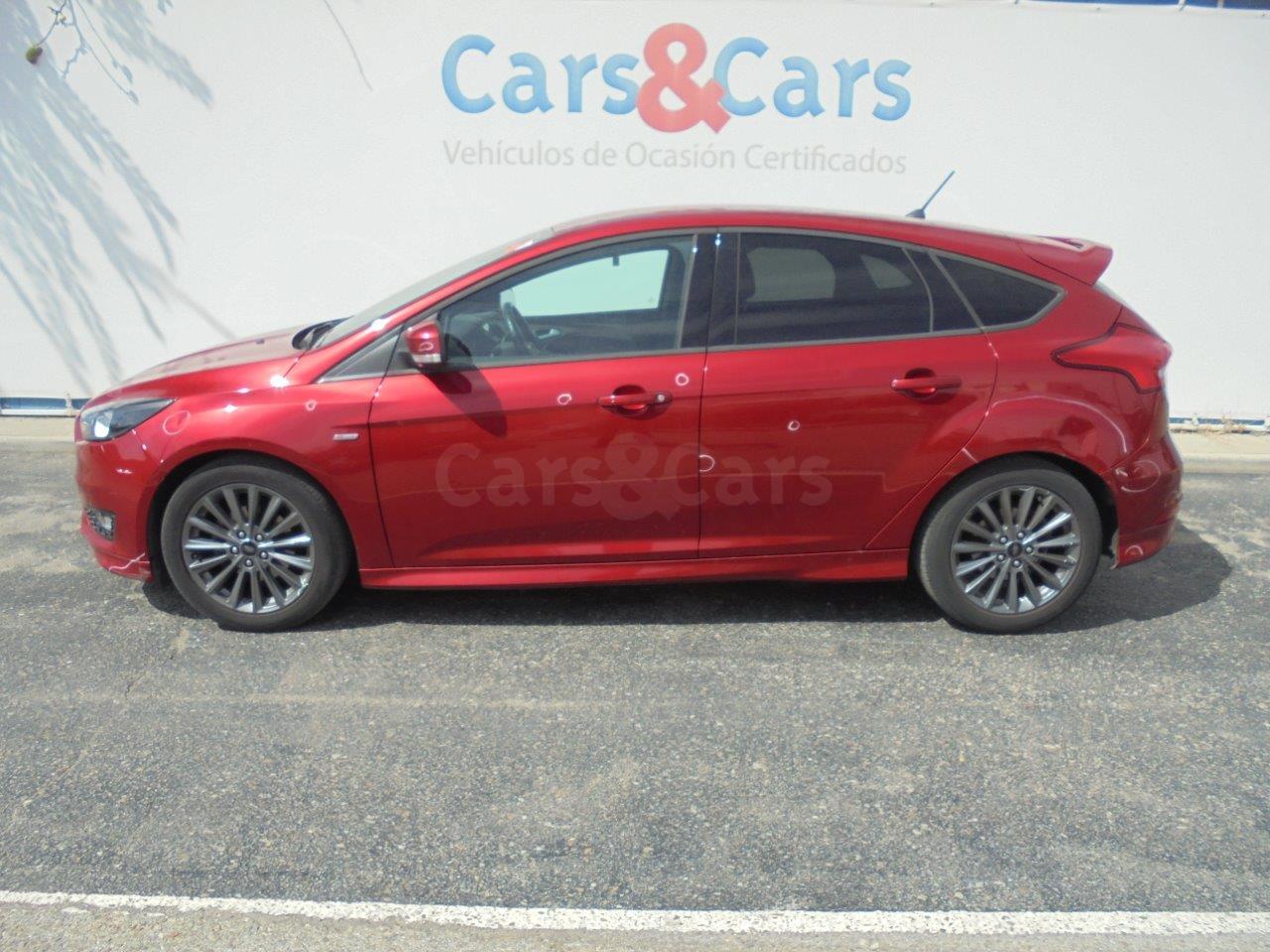 Ford Focus ocasión segunda mano 2018 Diésel por 14.995€ en Madrid