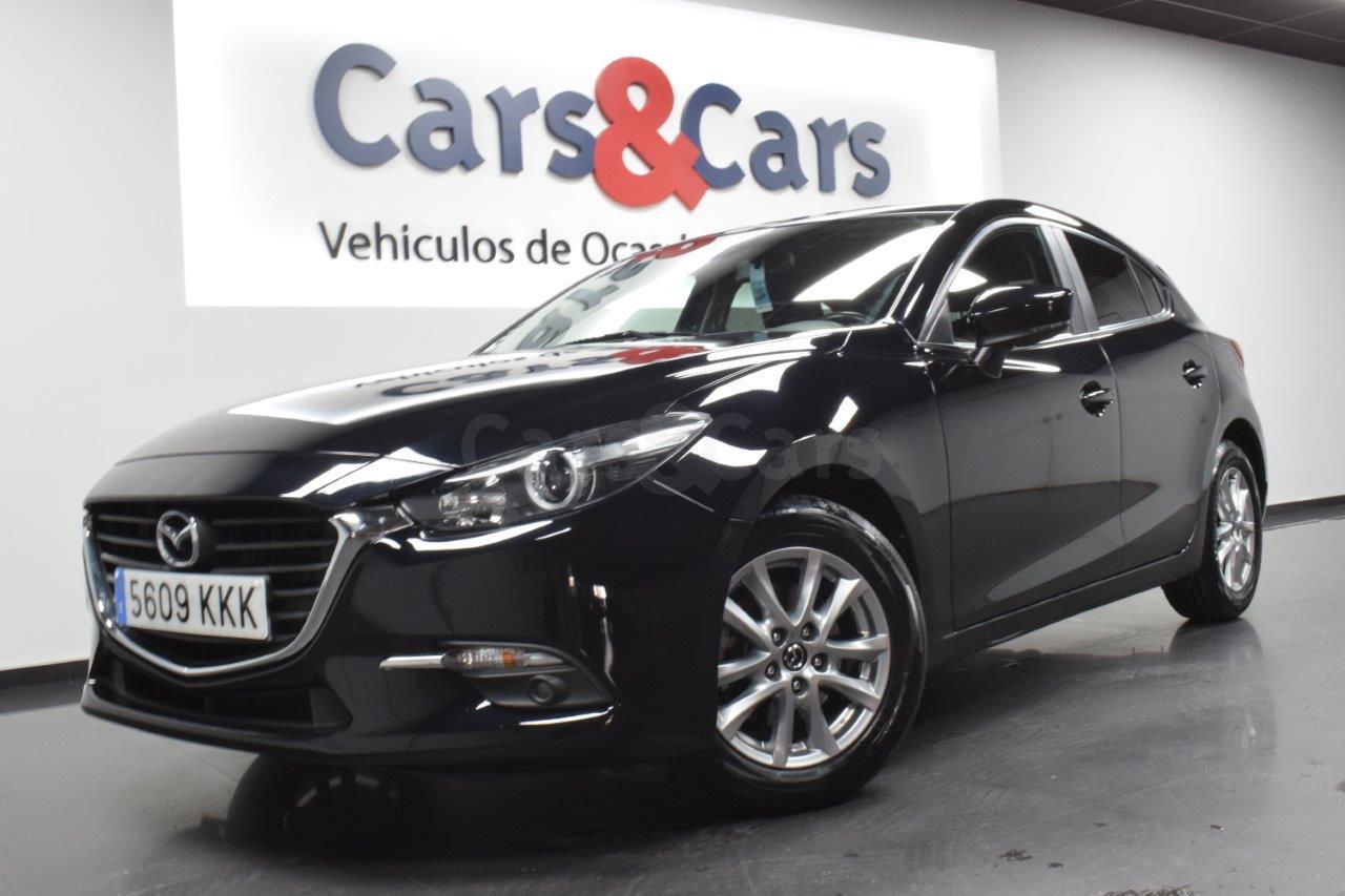 Mazda 3 ocasión segunda mano 2018 Gasolina por 15.995€ en Madrid