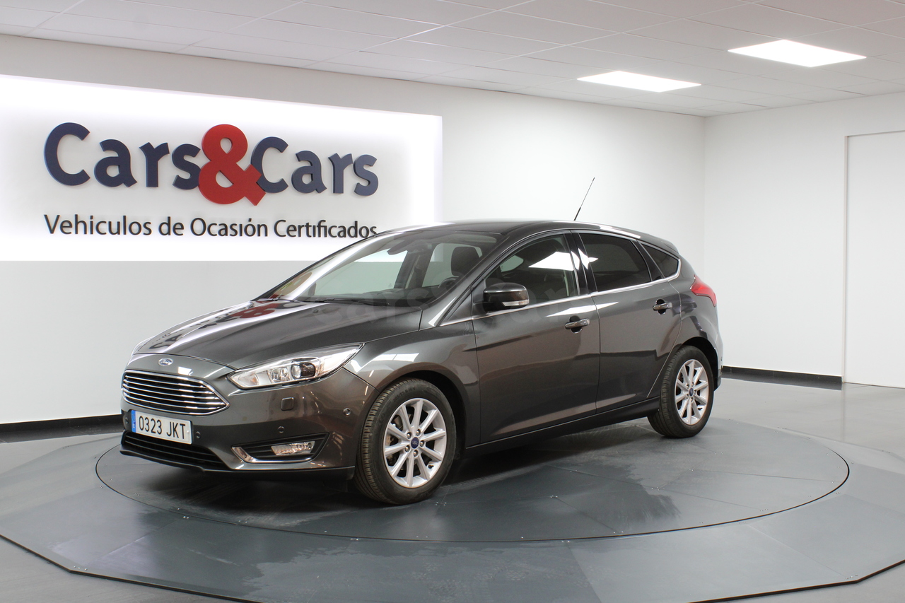 Ford Focus ocasión segunda mano 2015 Gasolina por 10.995€ en Madrid