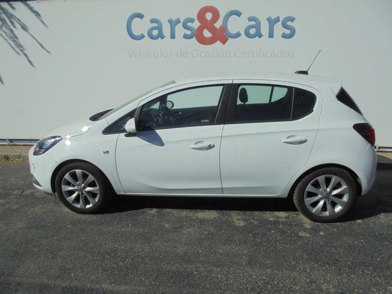 Opel Corsa ocasión segunda mano 2017 Gasolina por 10.995€ en Madrid