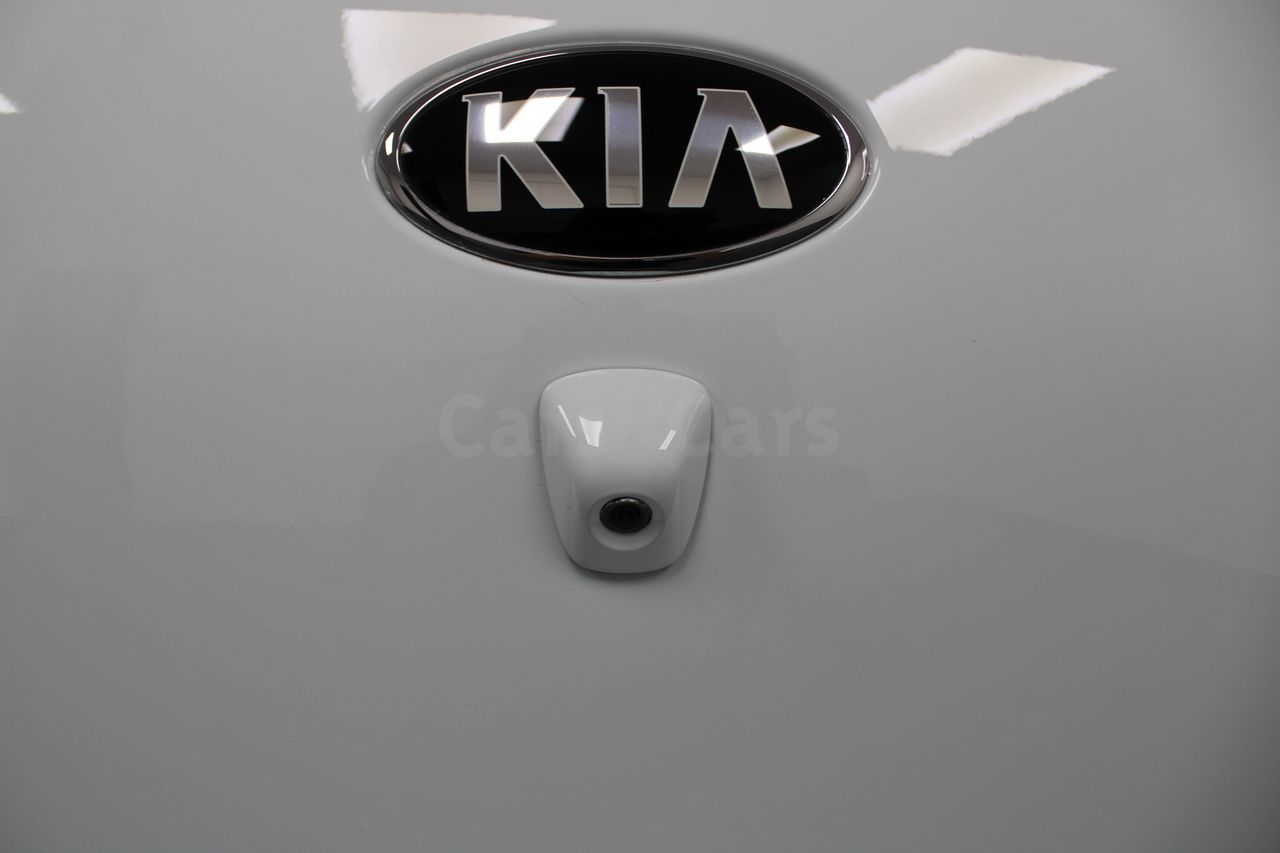 Foto 36 del anuncio KIA Cee´d 1.4 CVVT x-Tech17 - E 9092 KBM de segunda mano en Madrid