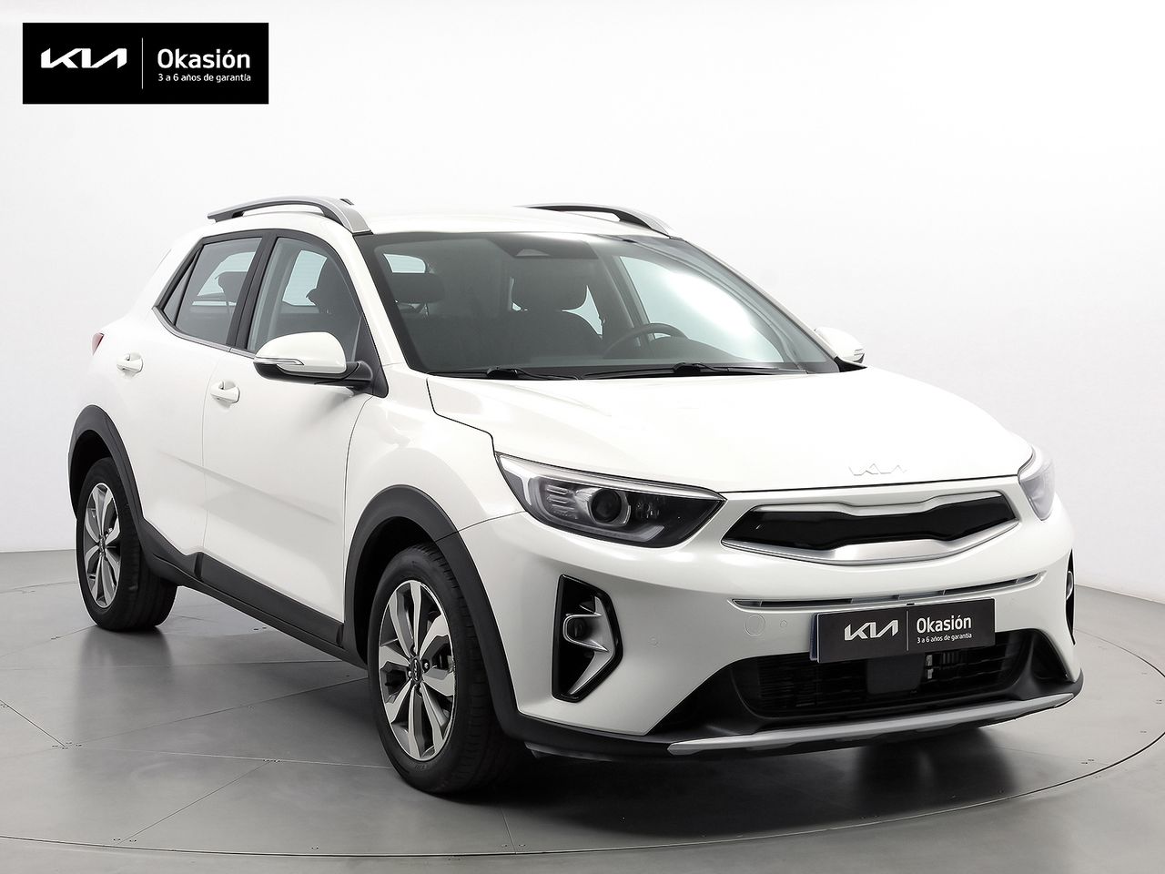 kia stonic 2022 /