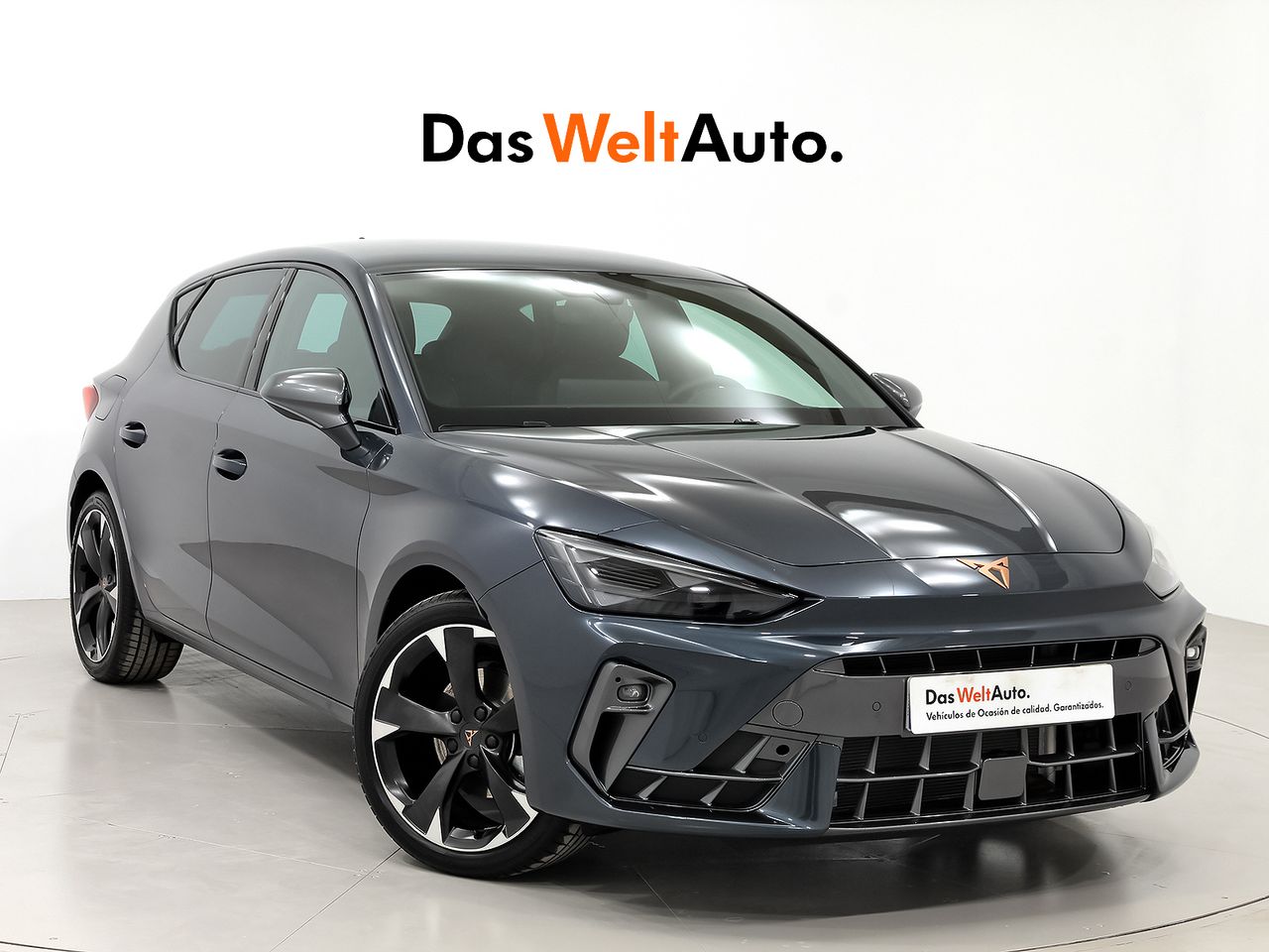 Pisos nuevo  de segunda mano - cupra león 2024 /
