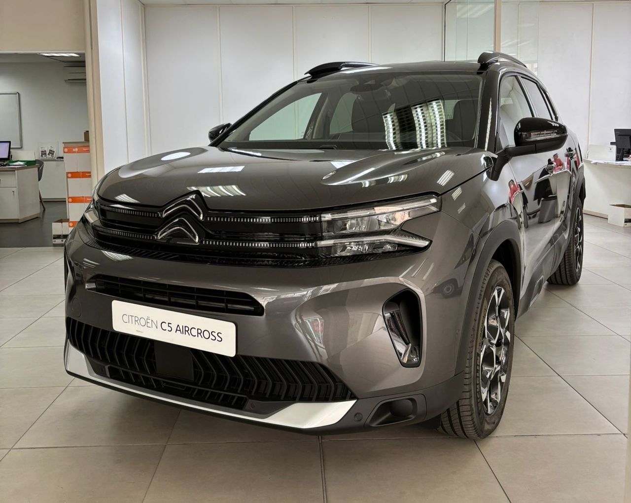 Neumaticos 16 pulgadas  de segunda mano - citroën c5 aircross 2025 /