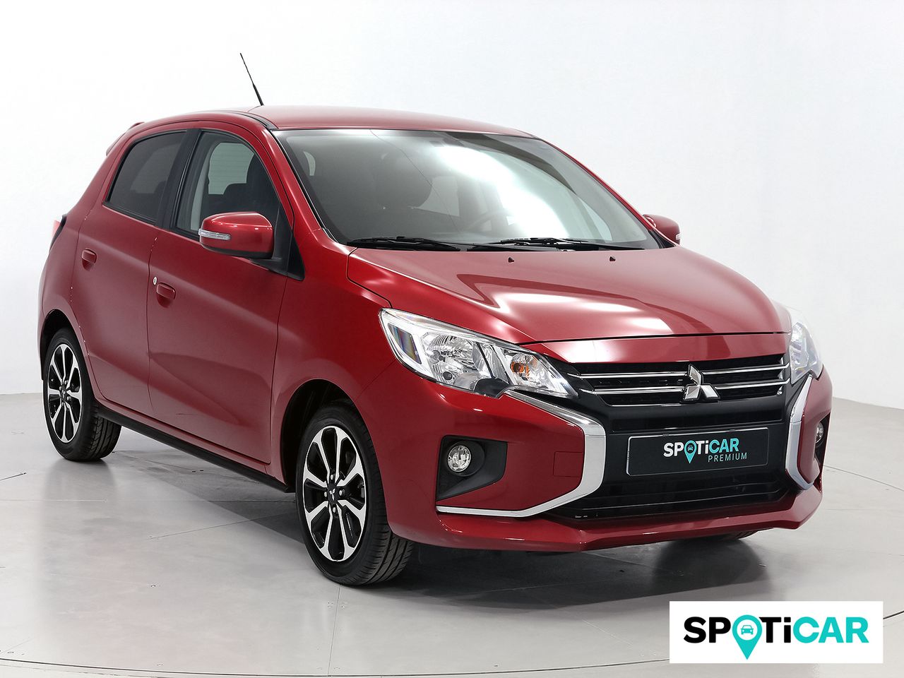 mitsubishi space star 2023 /