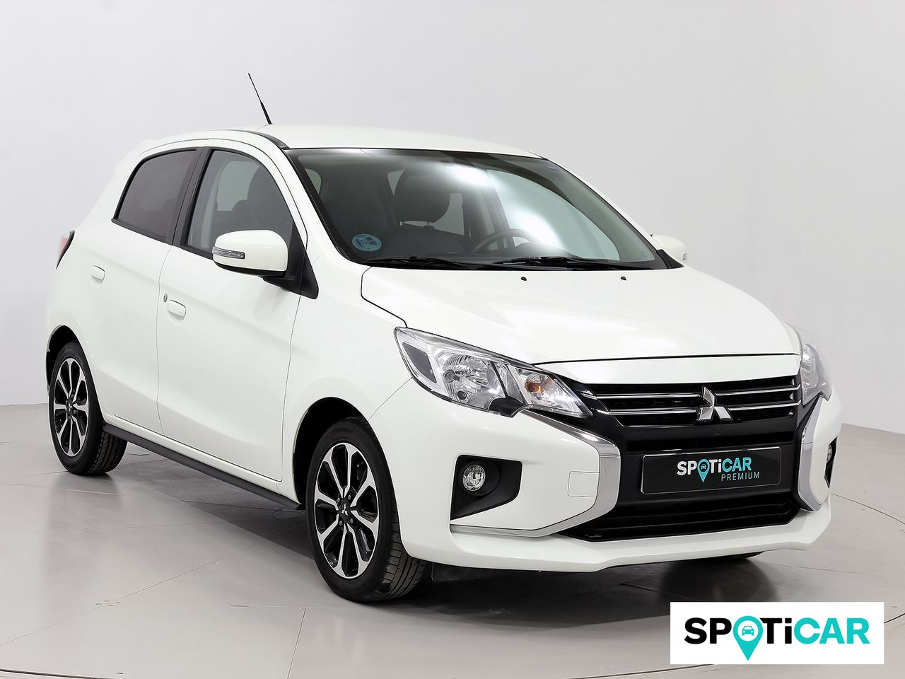 Bolsillos traseros en asientos del acompanante  de segunda mano - mitsubishi space star 2023 /