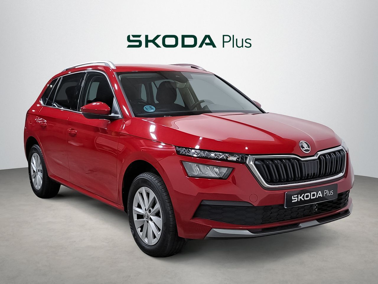 Piso totalmente  de segunda mano - skoda kamiq 2023 /