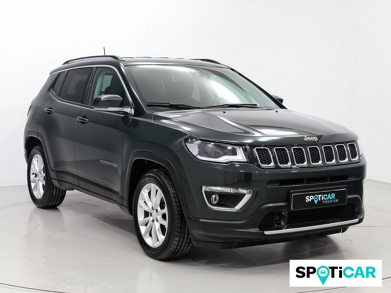 Neumaticos 215 45 r16  de segunda mano - jeep compass 2021 /