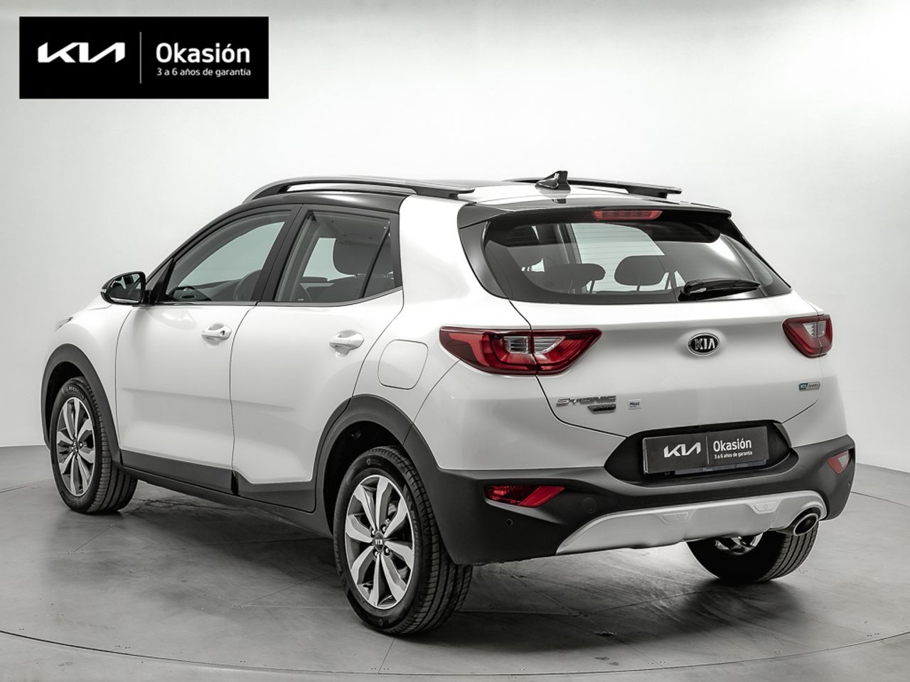 kia stonic 2021 / foto grande (2)