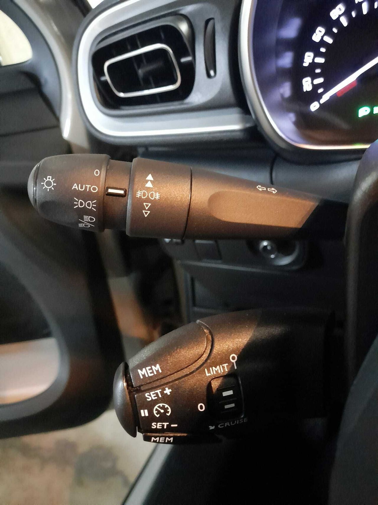 citroën c3 2022 / foto grande (3)