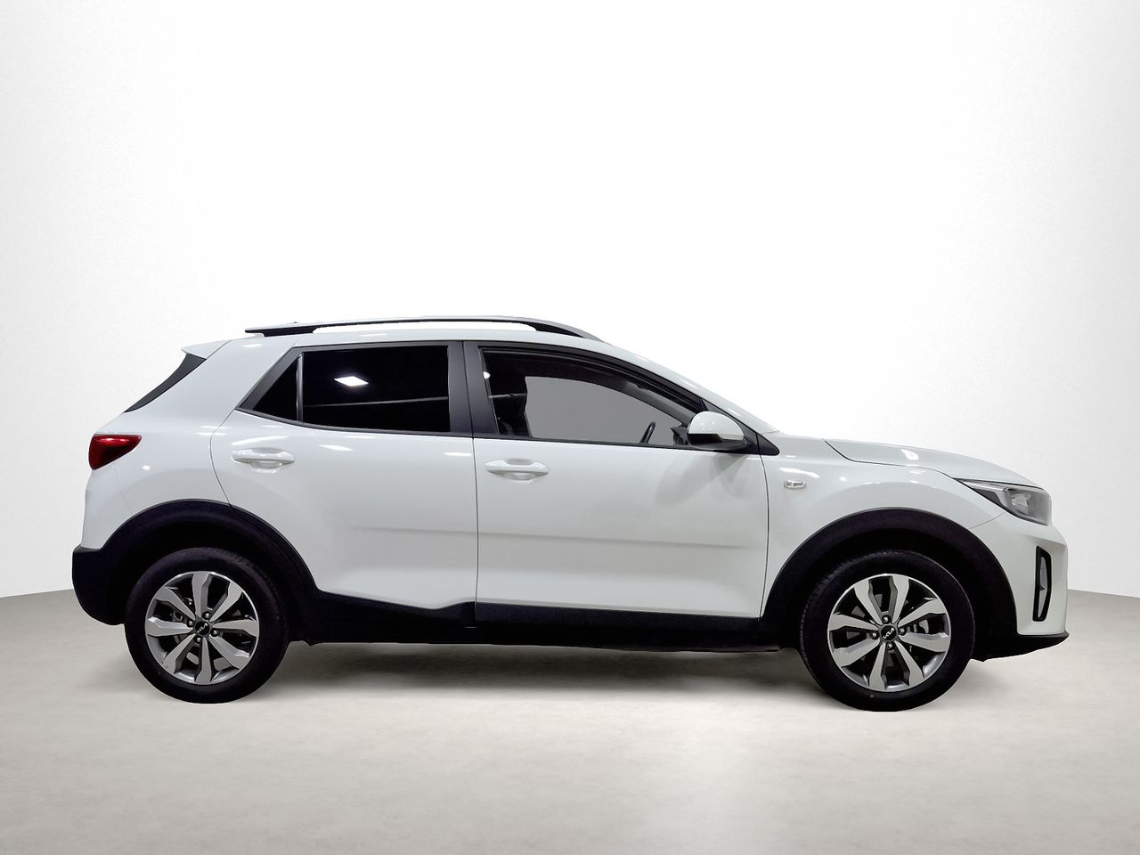 kia stonic 2023 / foto grande (3)