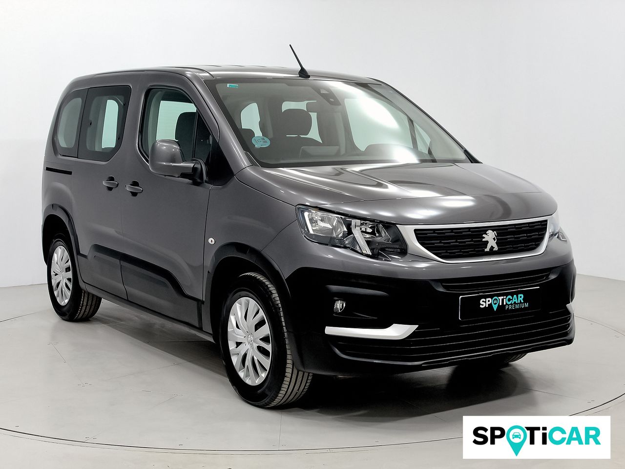Neumaticos 165 65 r14 segunda mano  de segunda mano - peugeot rifter 2021 /
