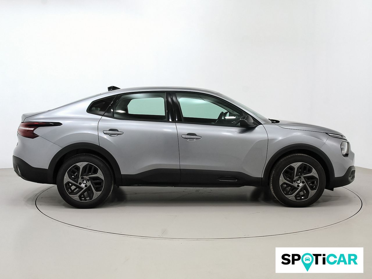 citroën c4 x 2024 / foto grande (3)