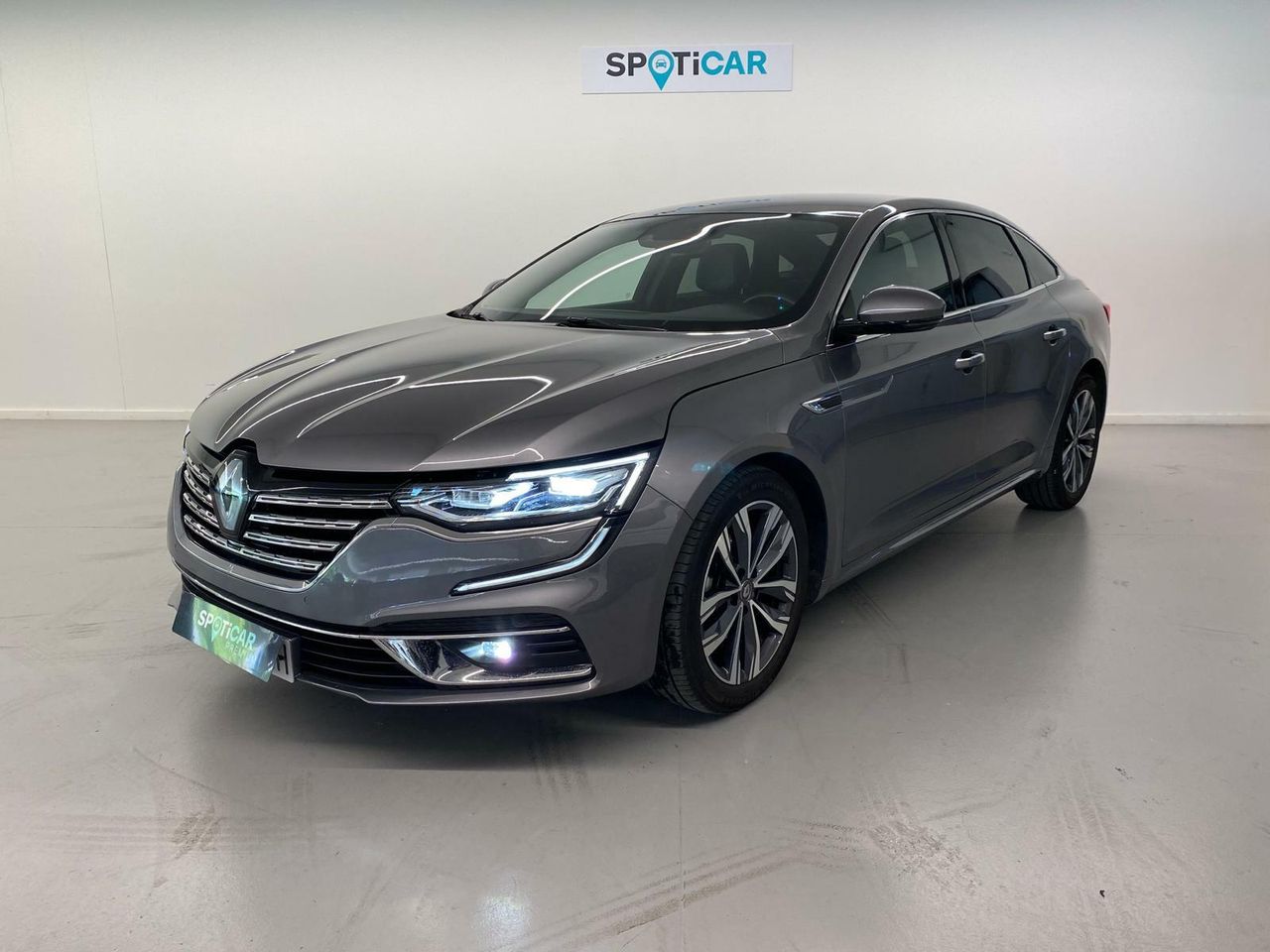 Piso planta baja  de segunda mano - renault talisman 2021 /