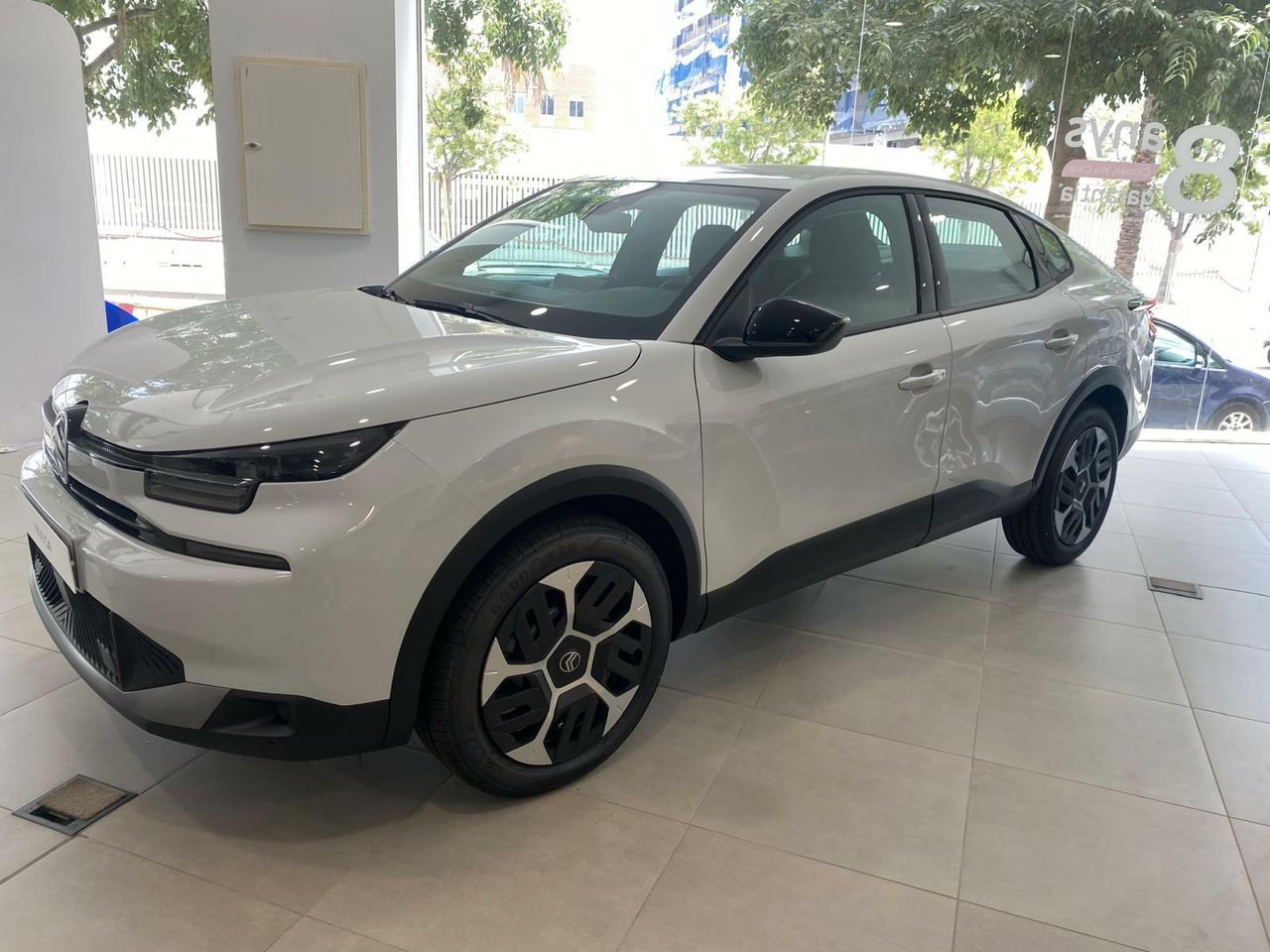 Foto citroën c4 x 2025 /