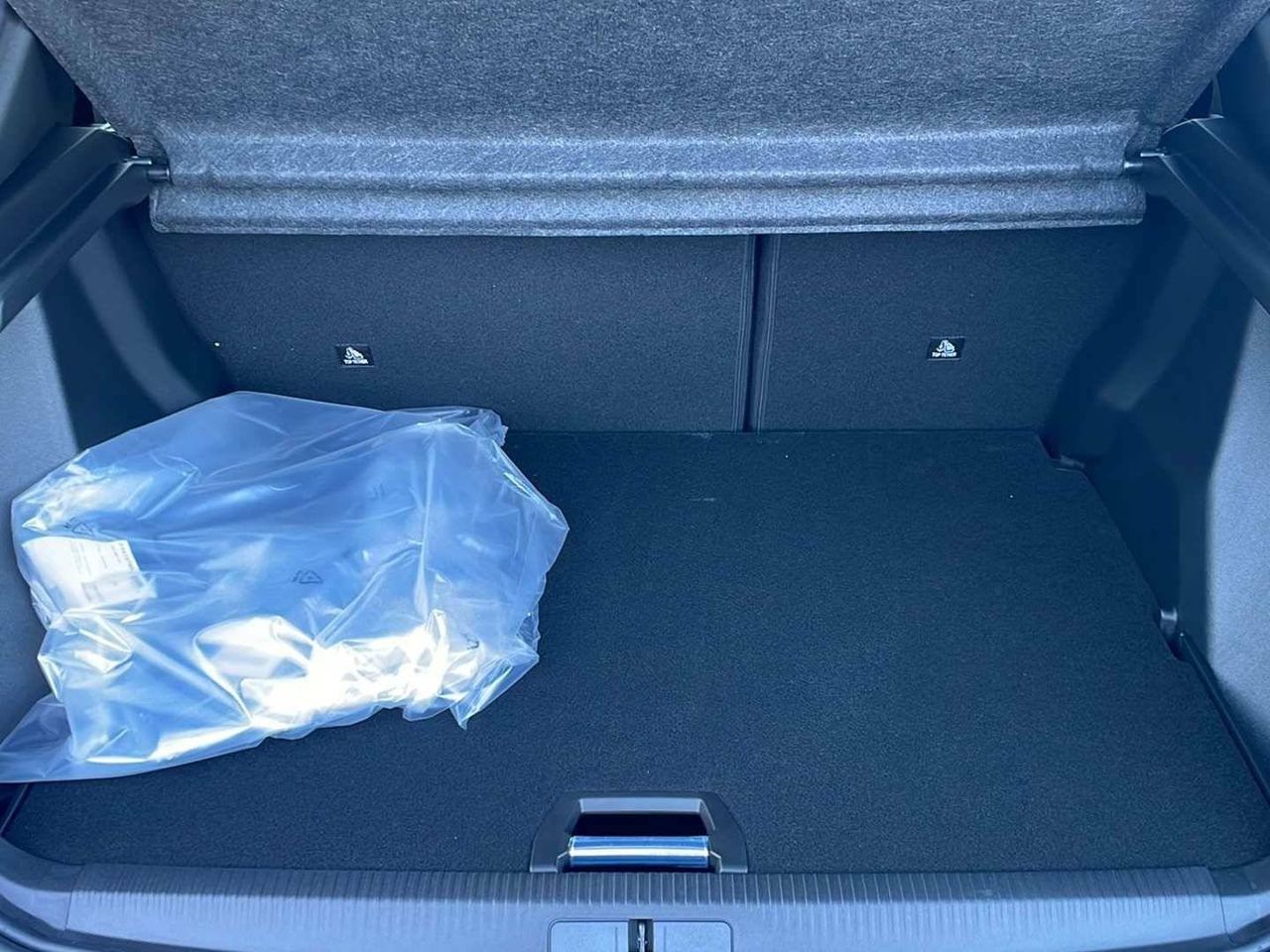 peugeot 2008 2024 / foto grande (3)