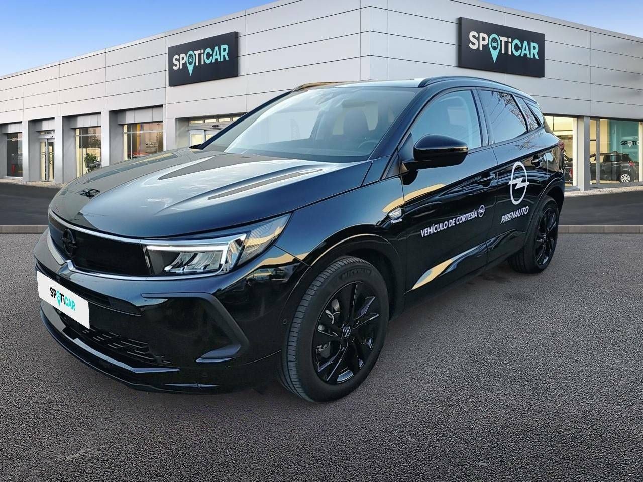 Toyota corolla 2022  de segunda mano - opel grandland 2022 /