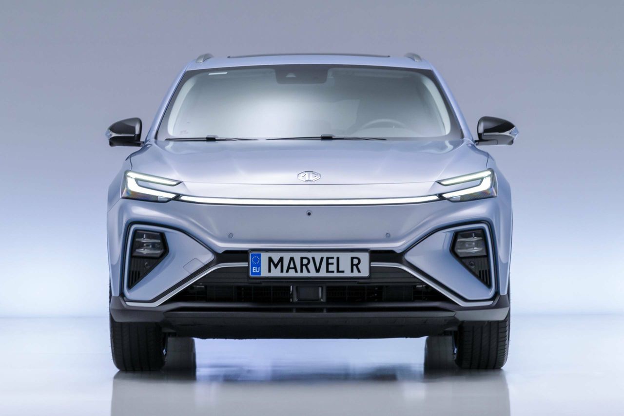 mg marvel r 2023 / foto grande (3)