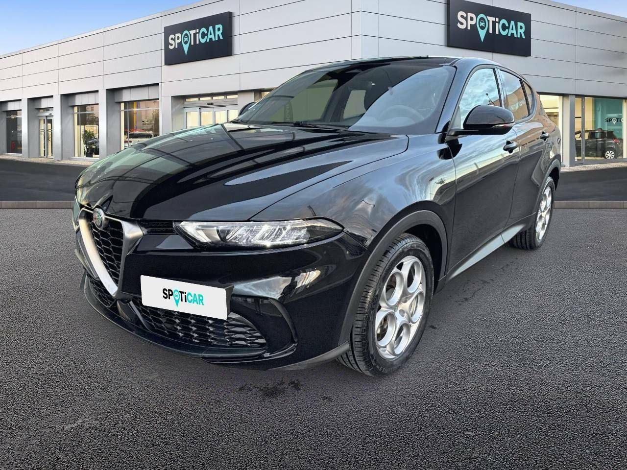Foto alfa romeo tonale 2023 /