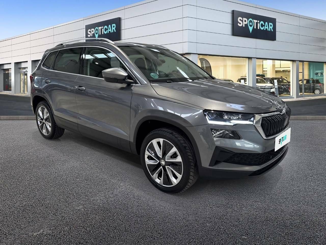 skoda karoq 2023 / foto grande (3)