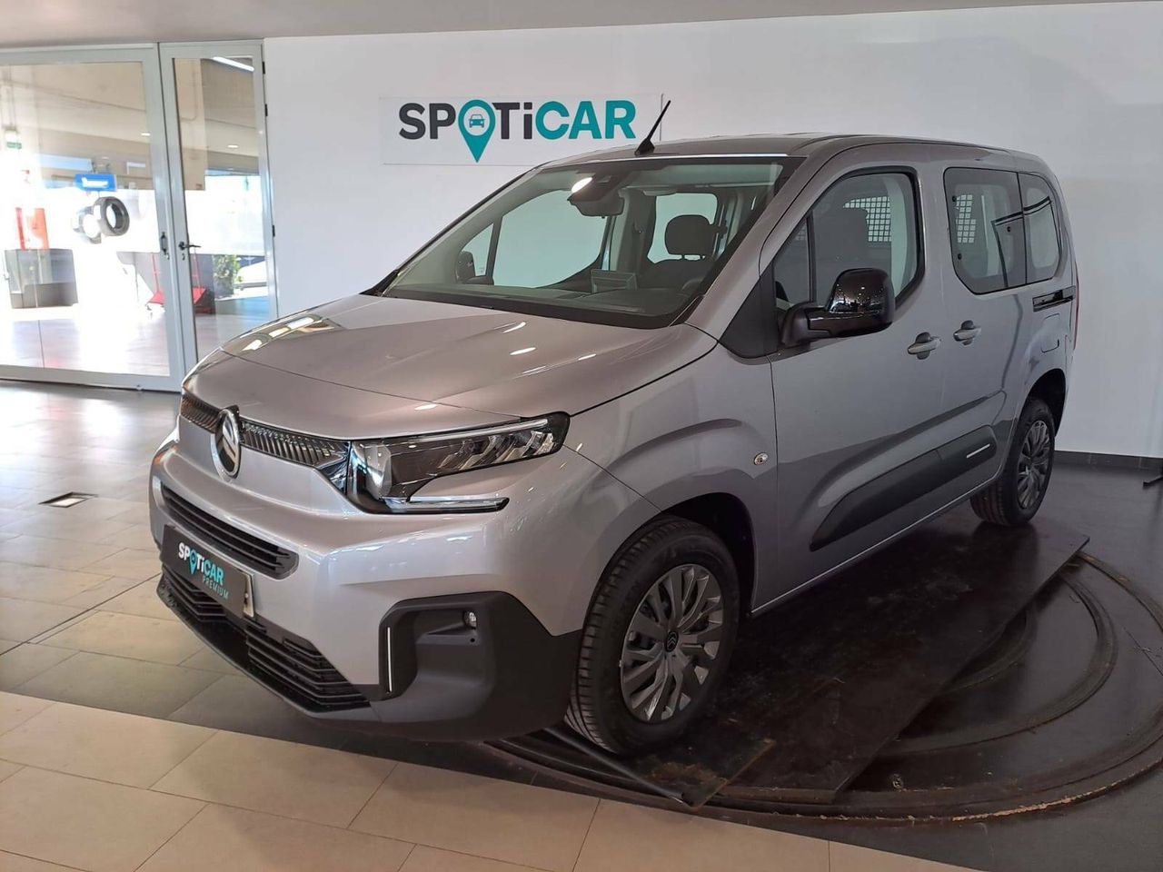 citroën berlingo 2024 /