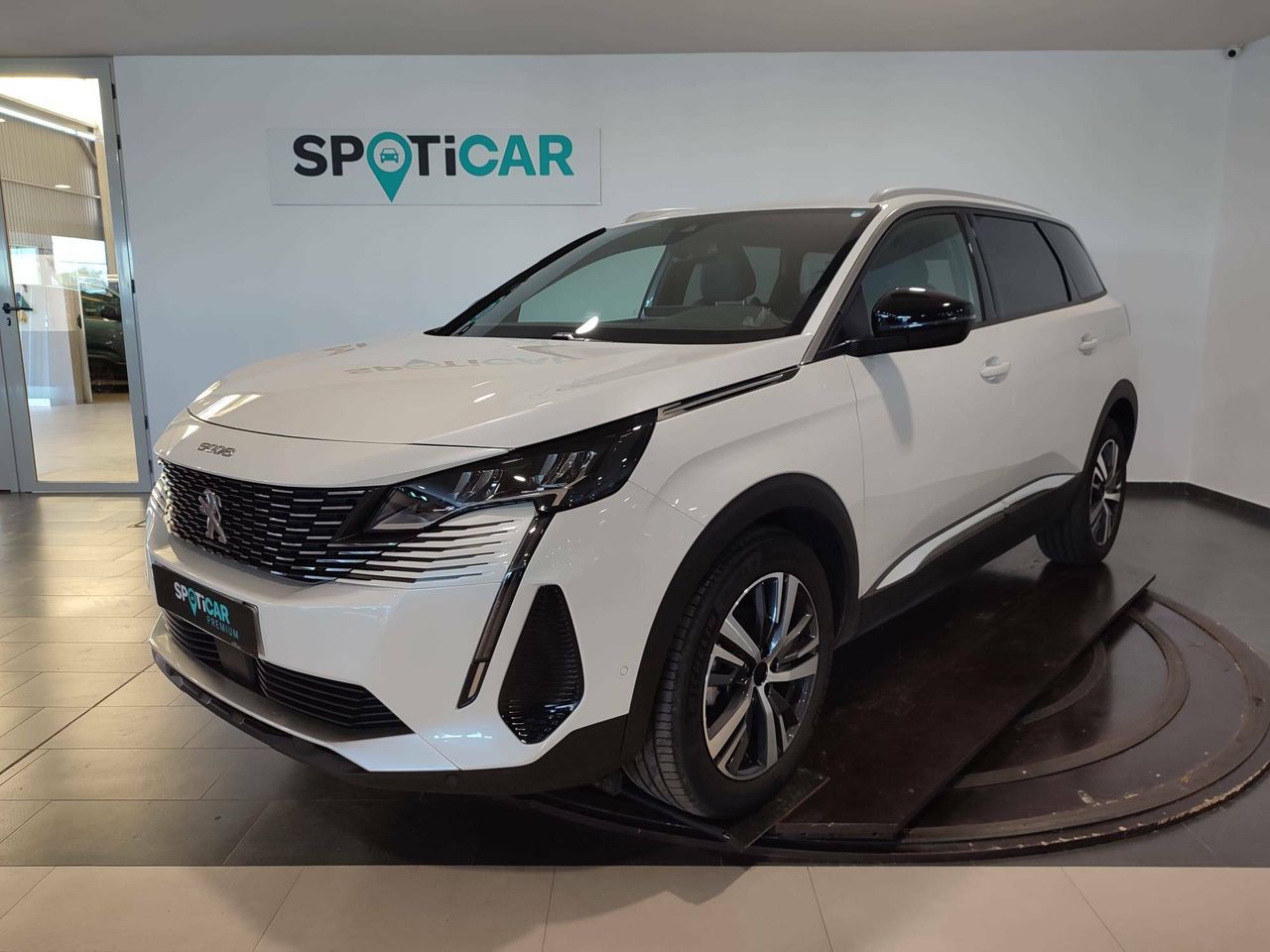 peugeot 5008 2020 /