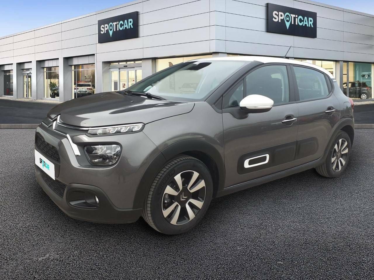 Volvo xc40 con cambio automatico  de segunda mano - citroën c3 2022 /