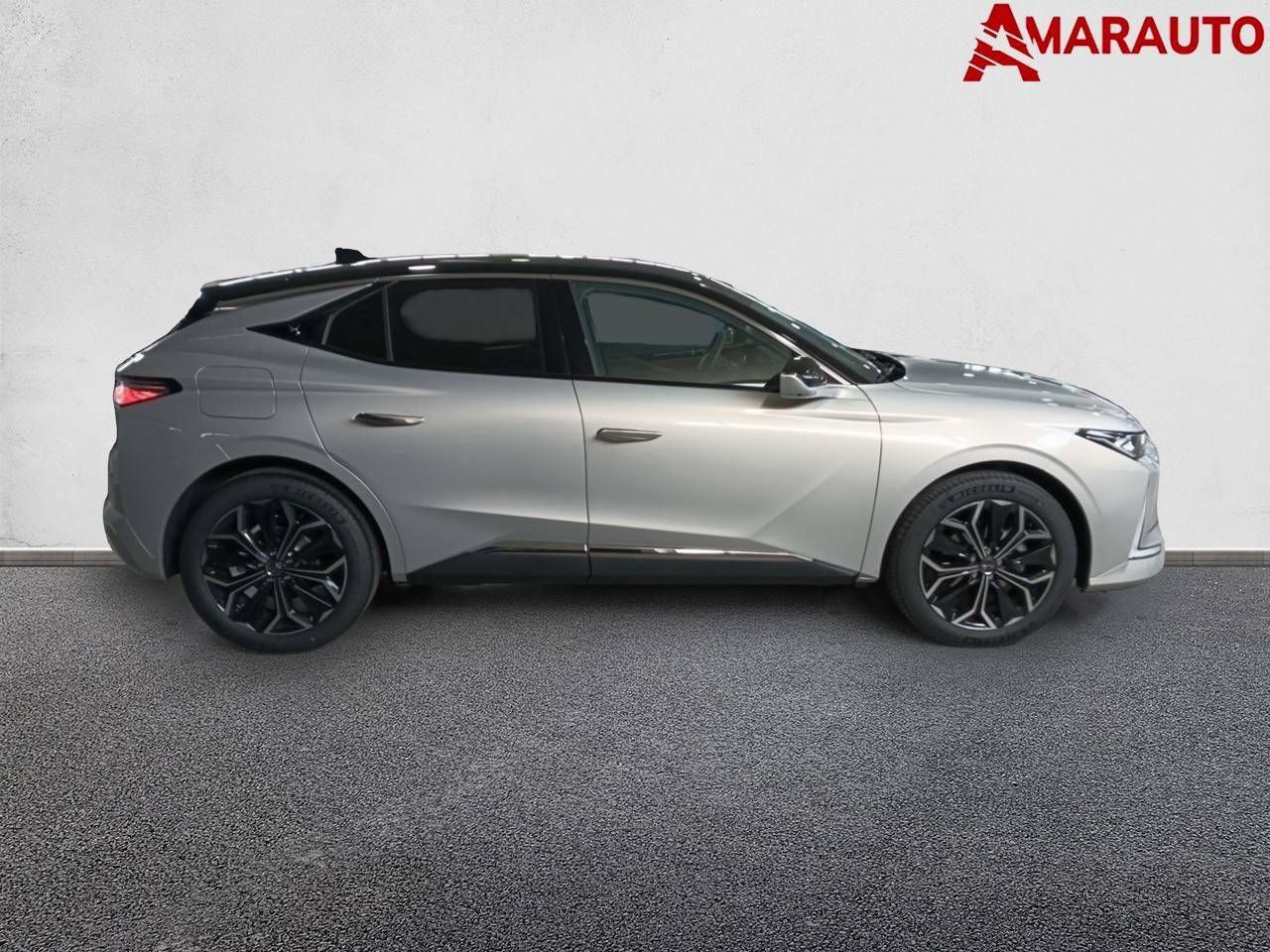 ds automobiles ds 4 2024 / foto grande (3)