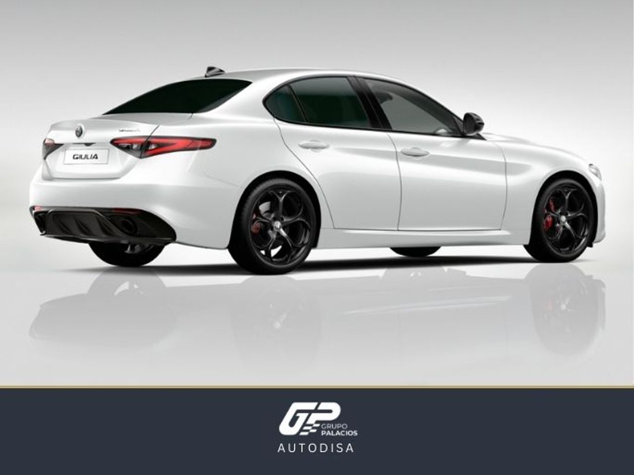 alfa romeo giulia 2025 / foto grande (3)
