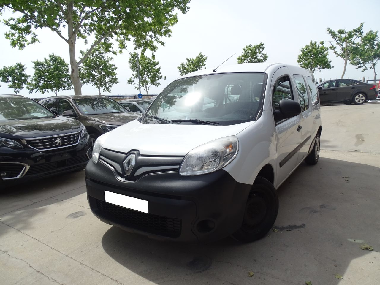 Sorisa  de segunda mano - renault kangoo combi 2021 /