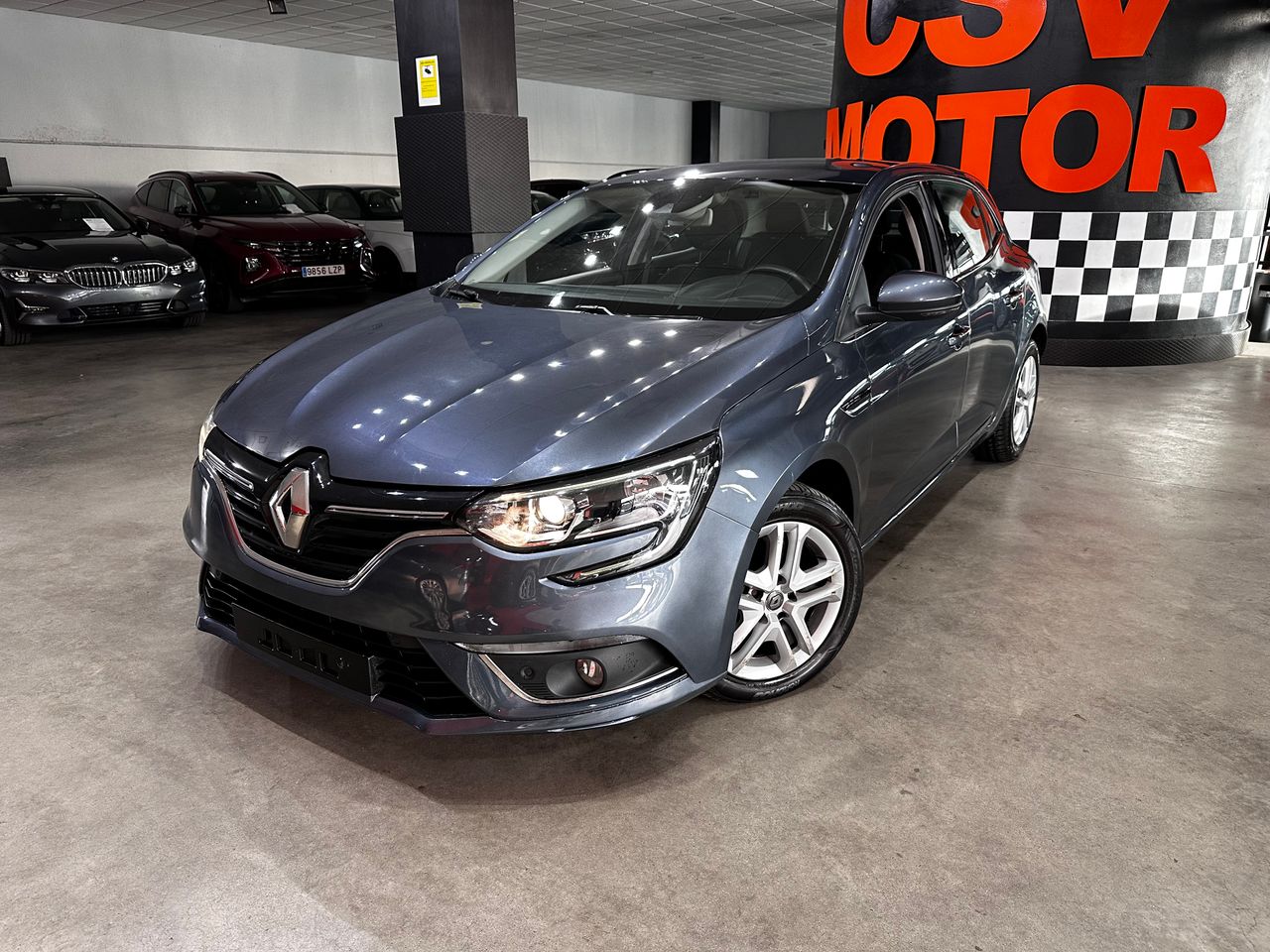 Megane gps madrid  de segunda mano en Madrid - renault megane 2020 /