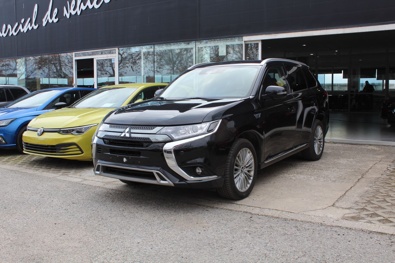 Foto mitsubishi outlander 2020 /
