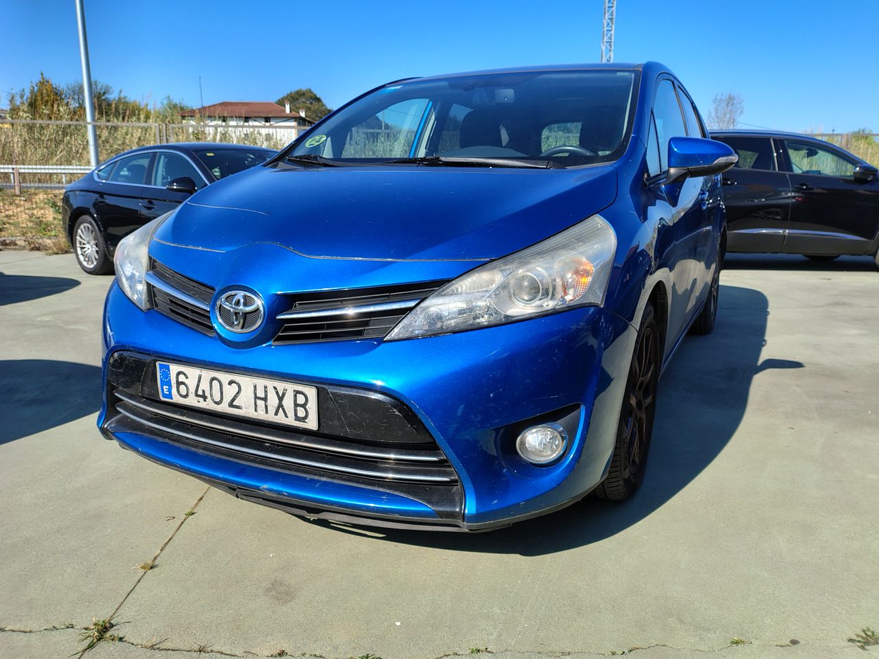 Foto toyota verso 2014 /