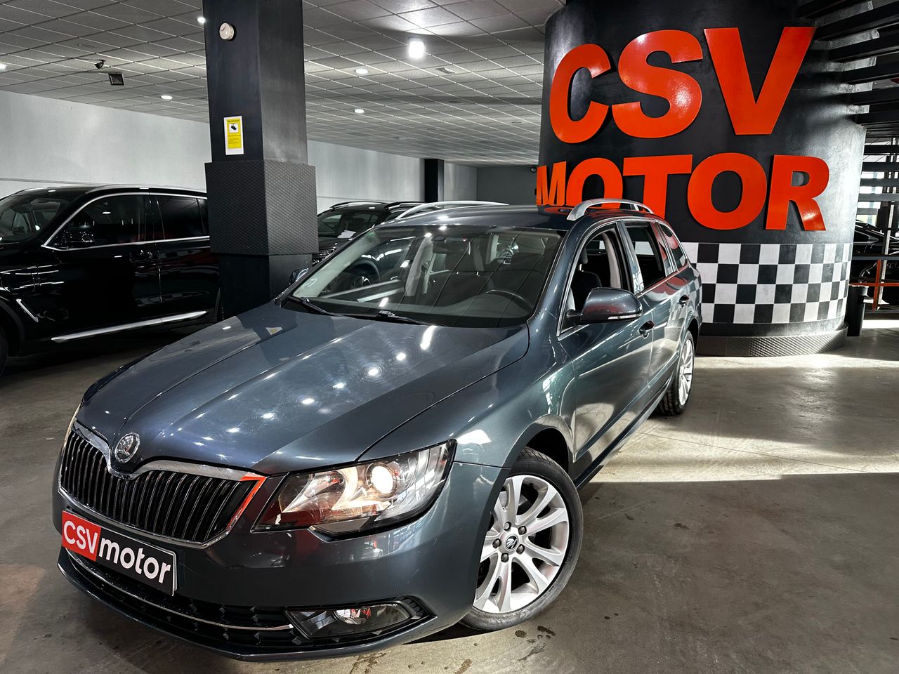Foto skoda superb 2014 /