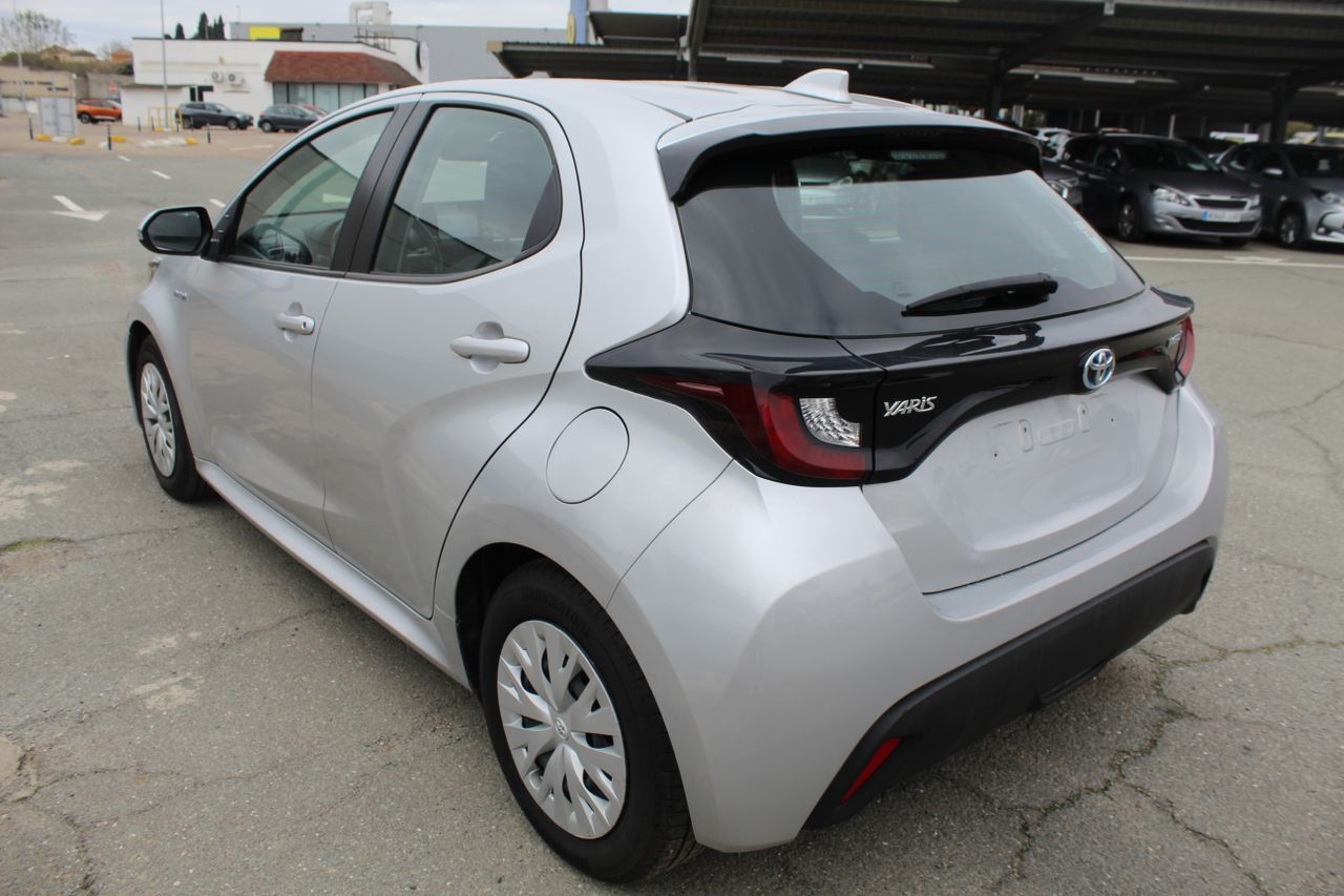 toyota yaris 2021 / foto grande (3)