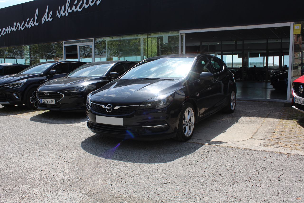 Foto opel astra 2021 /