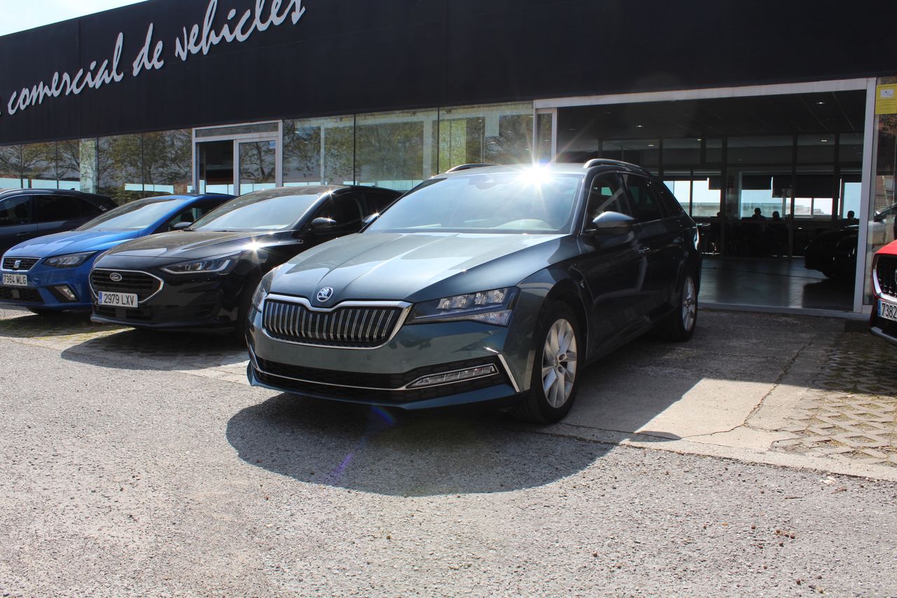 Foto skoda superb 2020 /
