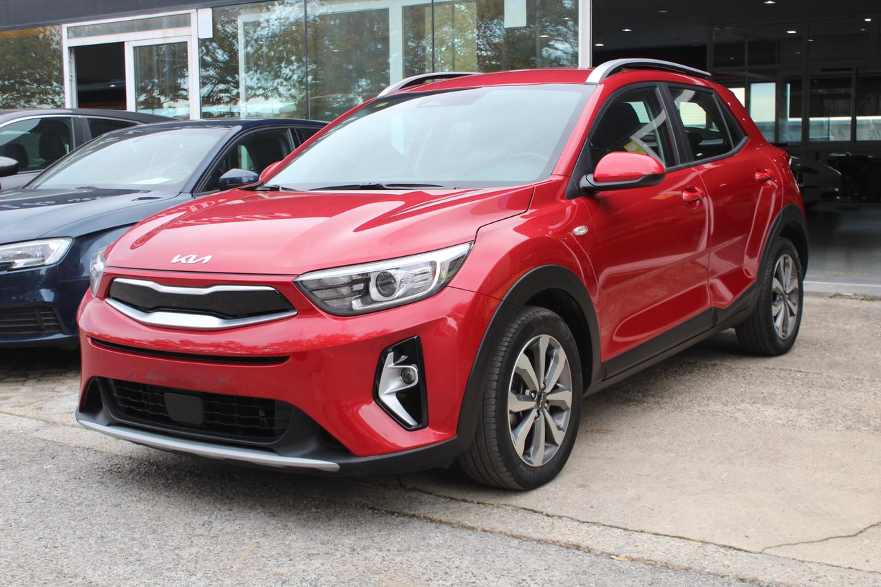 kia stonic 2022 / foto grande (2)
