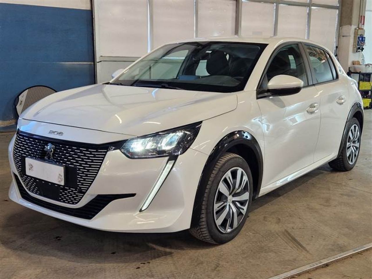 Foto peugeot e-208 2022 /