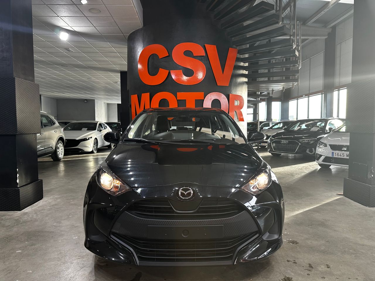 toyota yaris 2023 / foto grande (3)