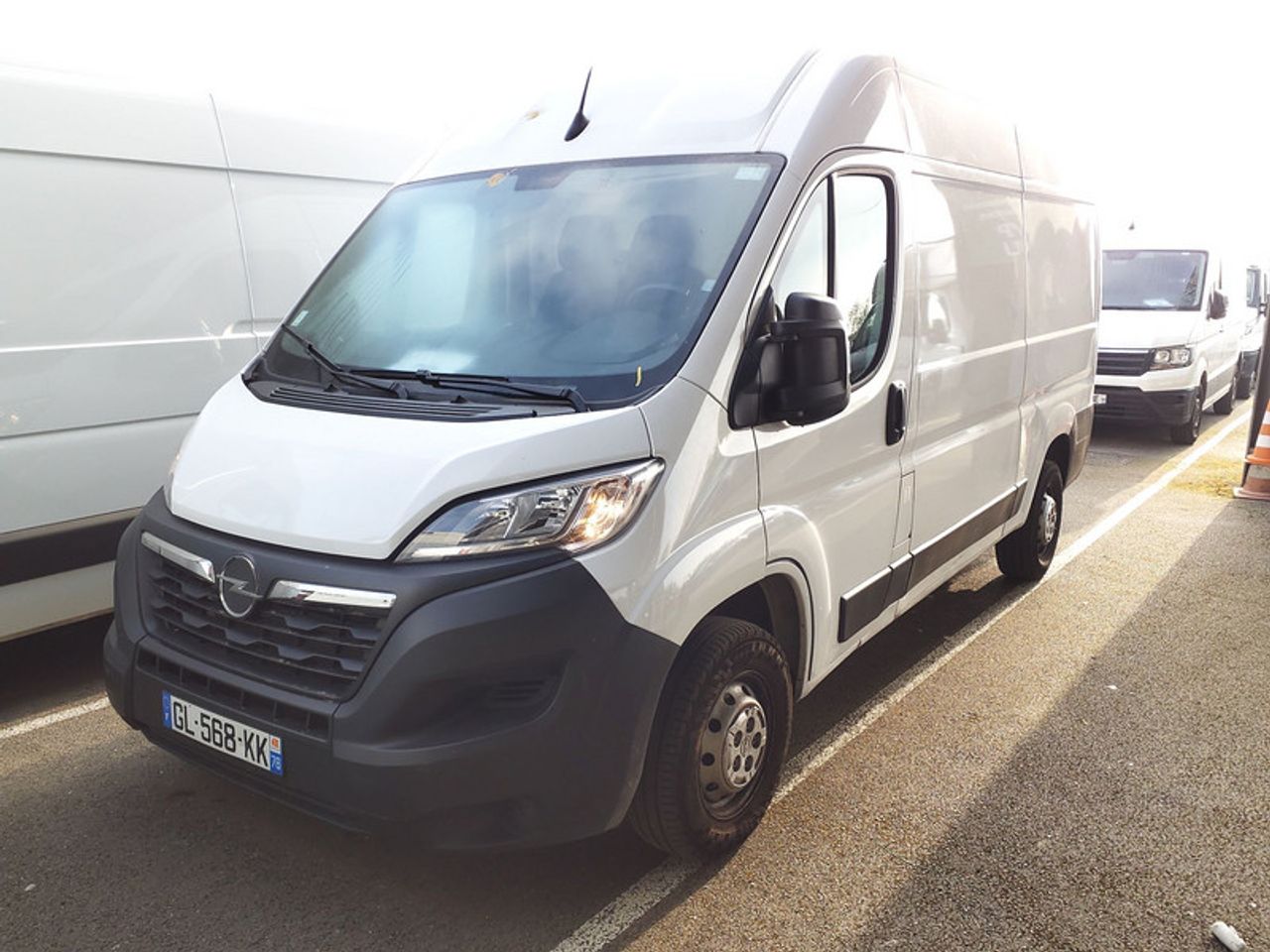 Mudanzas con regalos sorpresa  de segunda mano - opel movano 2023 /
