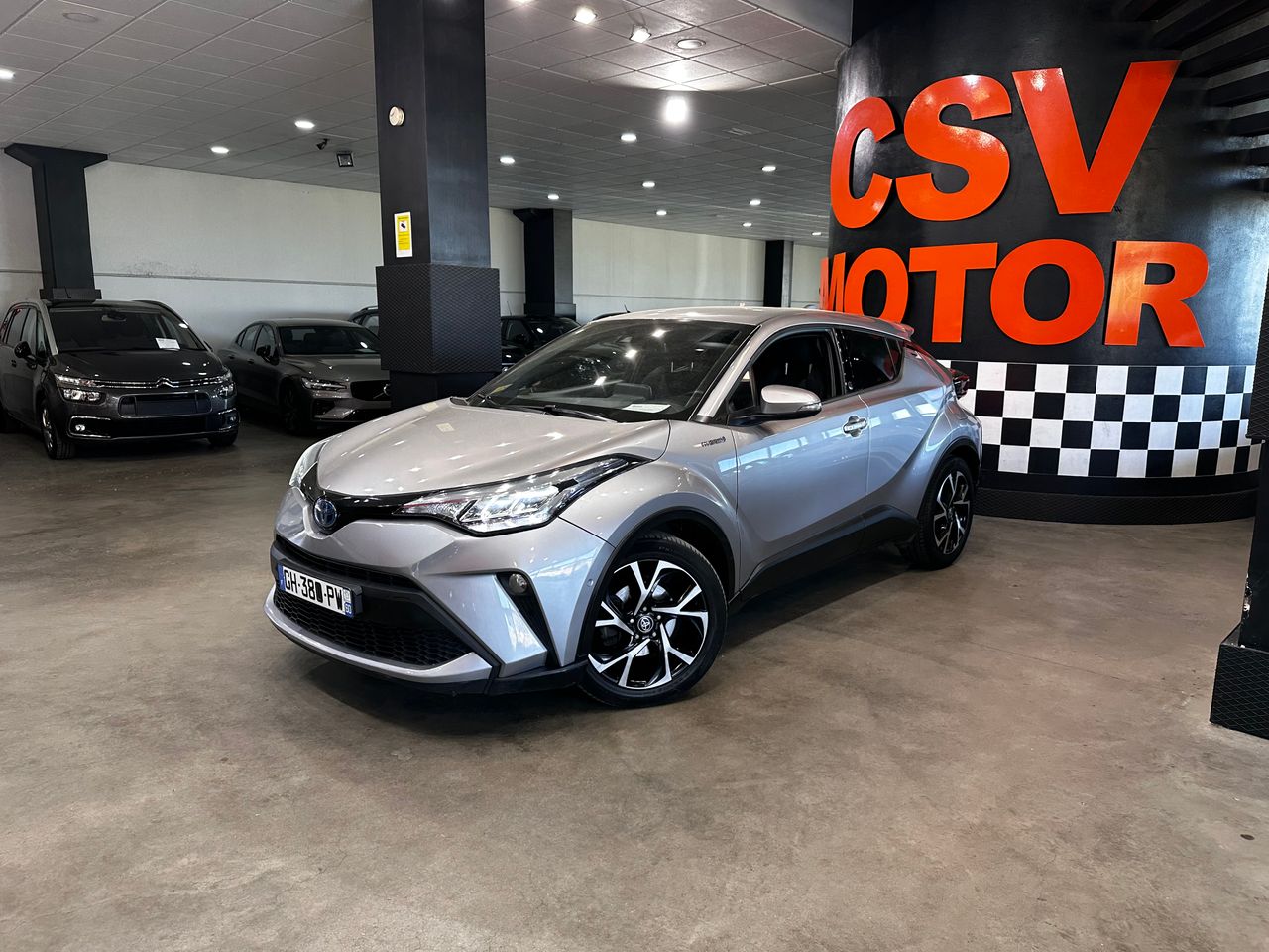 Lampara cristal strass  de segunda mano - toyota c-hr 2022 /