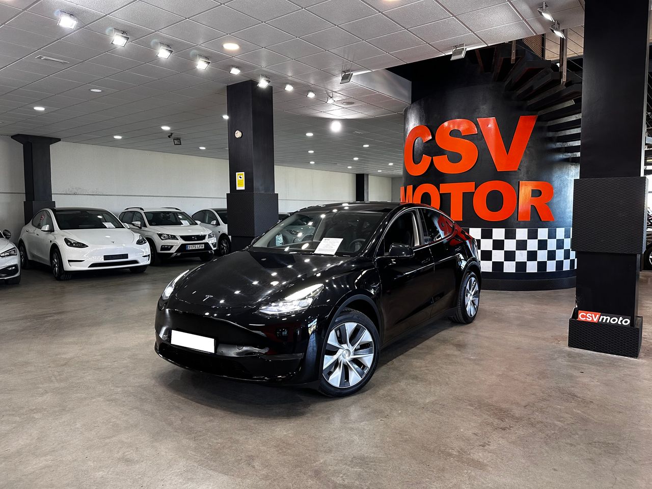 tesla model y 2023 / foto grande (2)