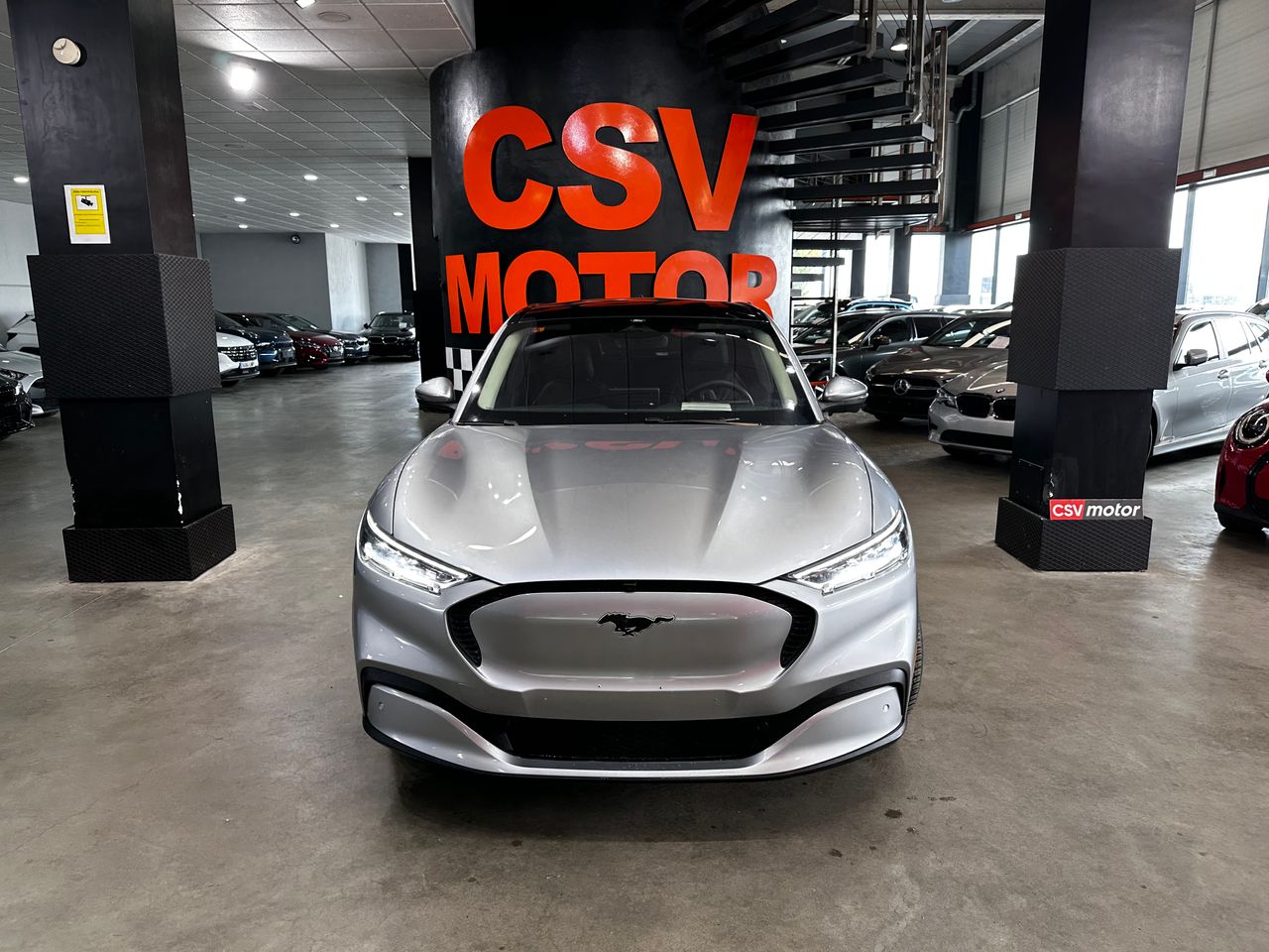 ford mustang mach-e 2022 / foto grande (3)