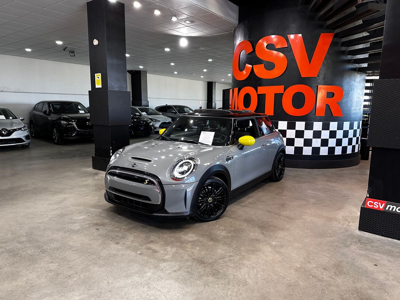 mini mini 2021 / foto grande (2)